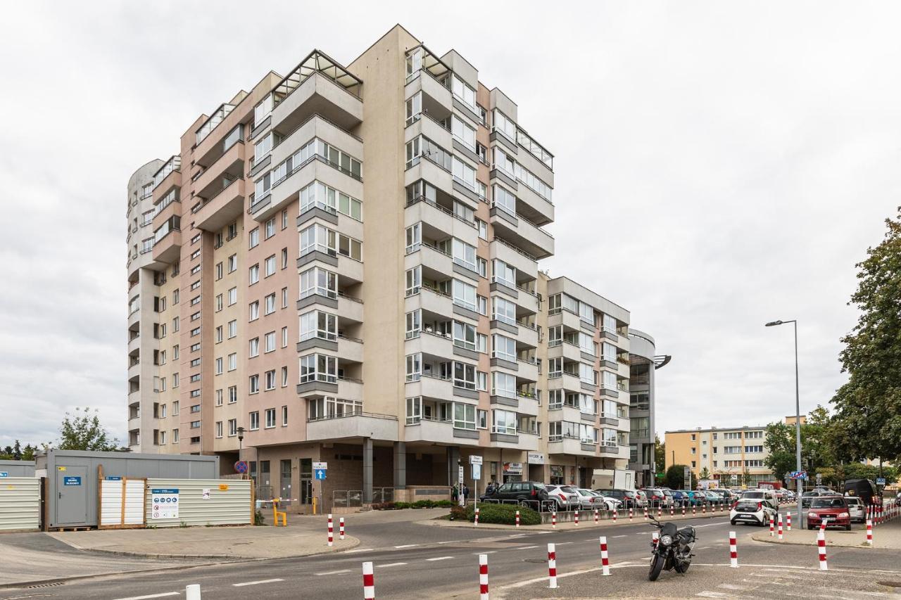 Superapart Konstancinska 2 Apartman Varsó Kültér fotó